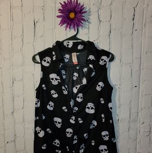 No Boundaries Top (*3 for $15*)